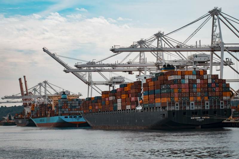 Cargo handling and shipping logistics at Dubai Creek and Port Rashid